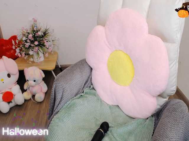 Angela19 live cam on BongaCams