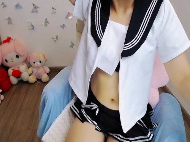 Angela19 live cam on BongaCams