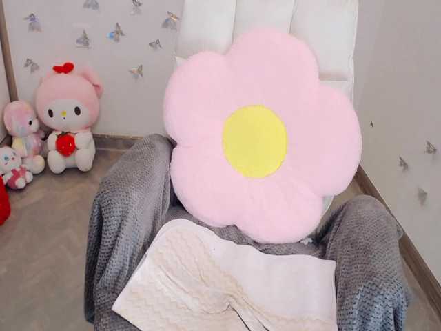 Angela19