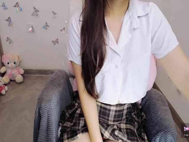 Angela19
