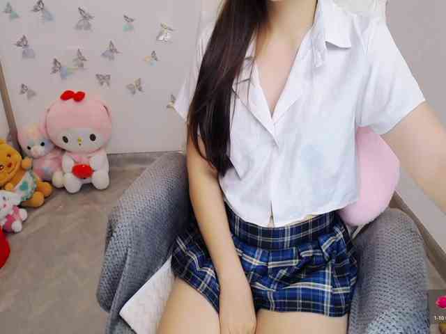 Angela19