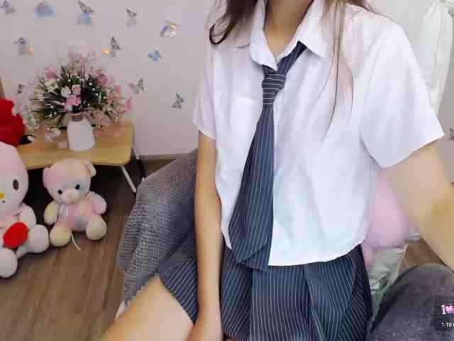 Angela19