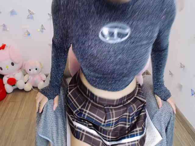 Angela19