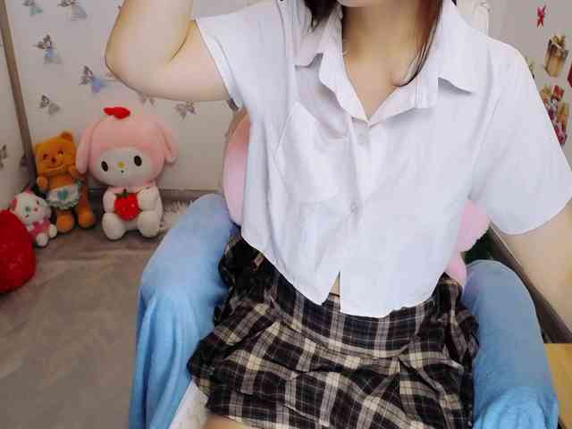 Angela19 webcam