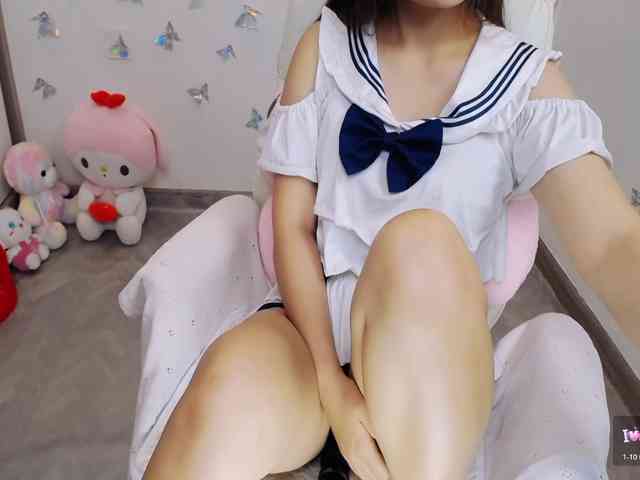 Angela19
