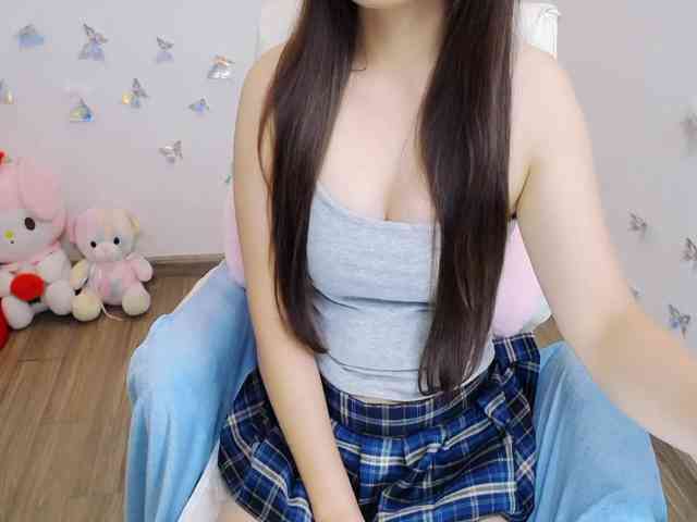 Angela19