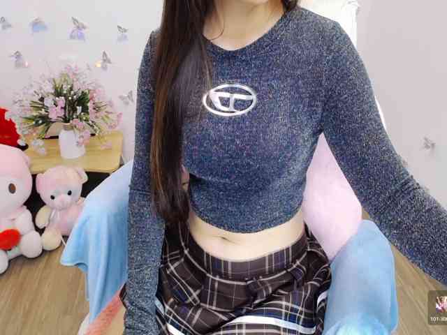 Angela19