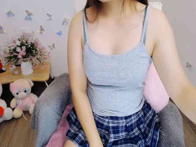 モデル: Angela19