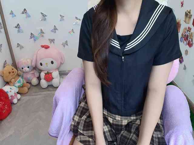 Angela19