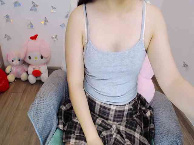 モデル: Angela19