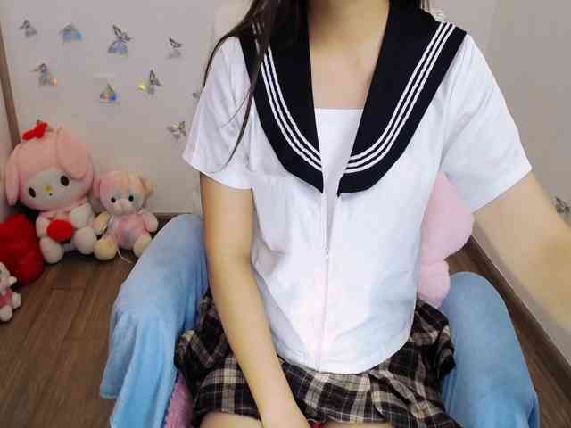 Angela19