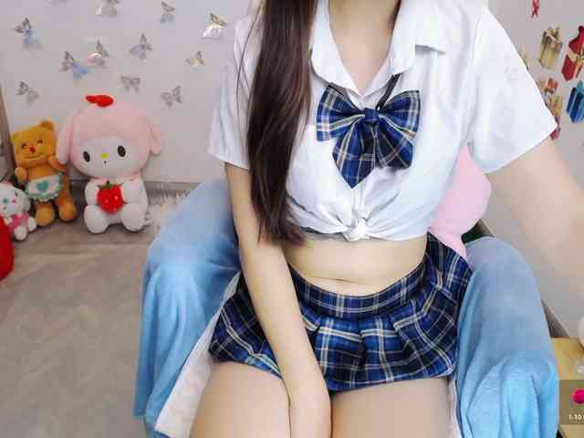 Angela19
