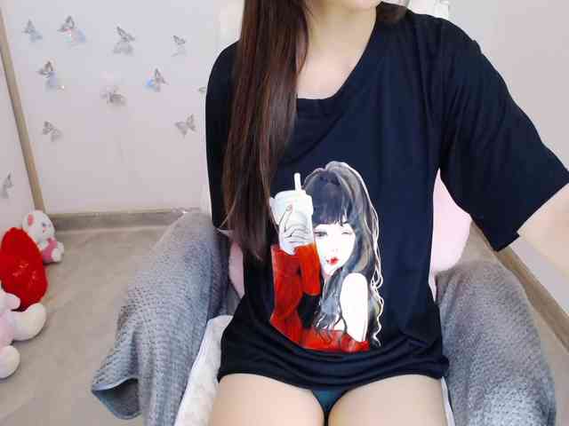 Angela19