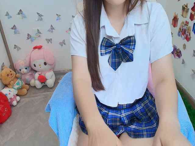 Angela19