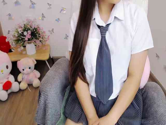 Angela19