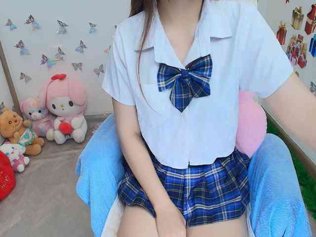 Angela19