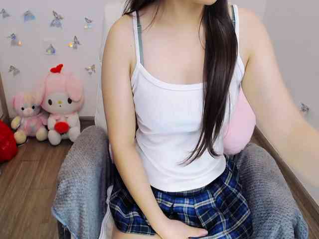 モデル: Angela19