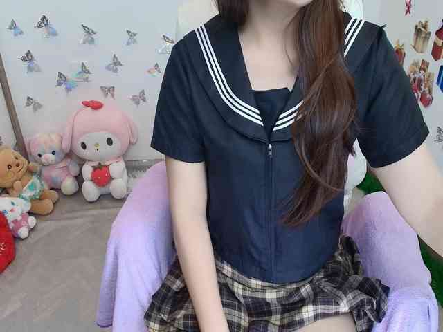Angela19