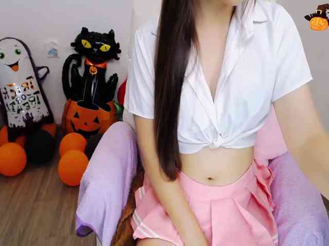 モデル: Angela19