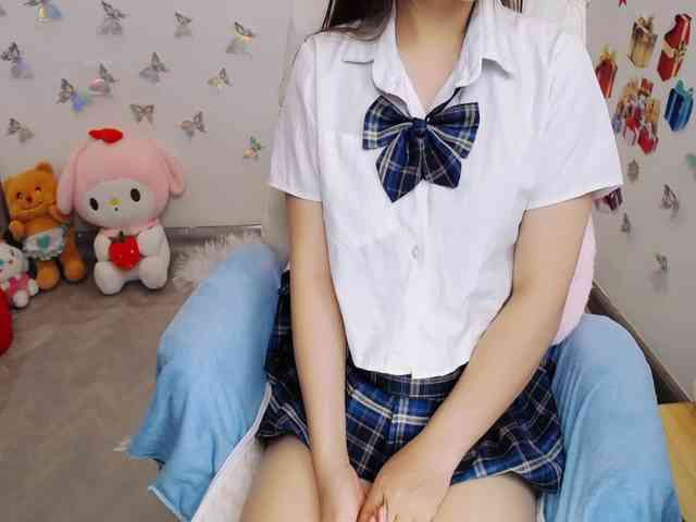 Angela19