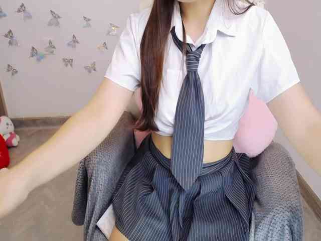Angela19