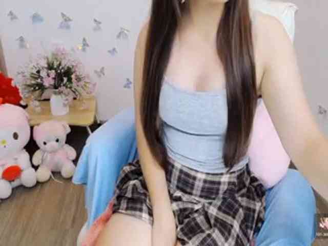 Angela19 webcam