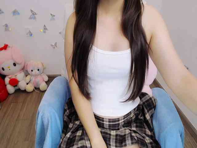 Angela19 Angela19