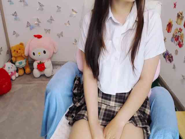 Angela19