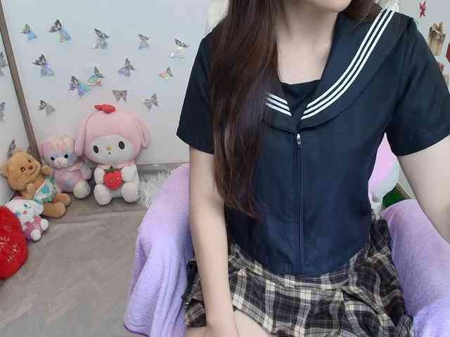 Angela19