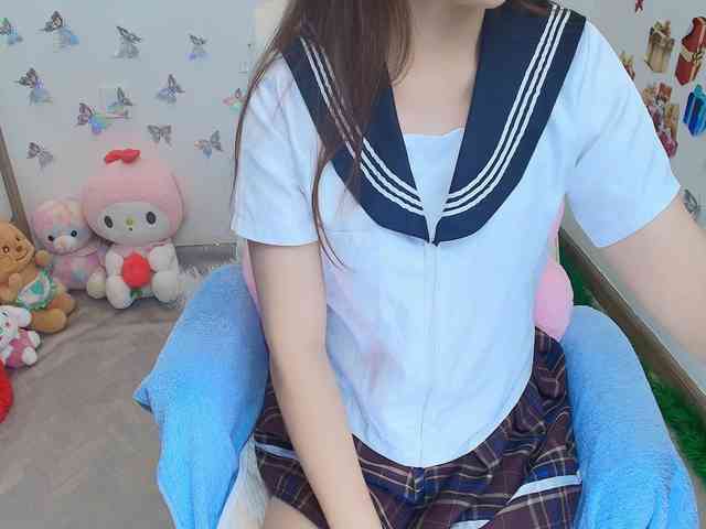 Angela19