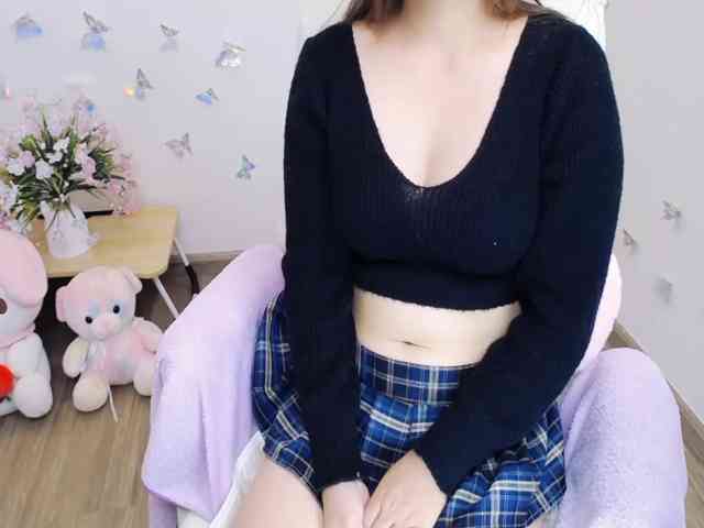 Angela19