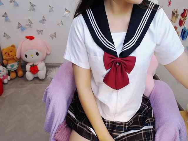 Angela19
