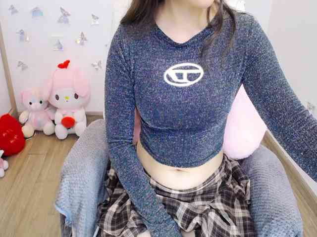 Angela19 webcam