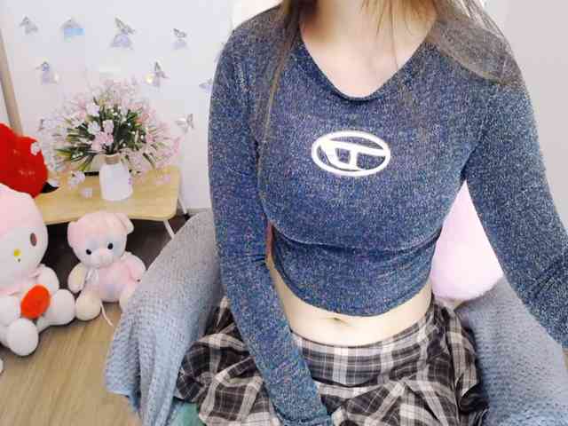 Angela19