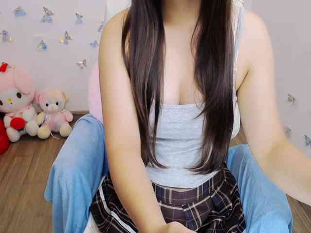 Angela19 webcam