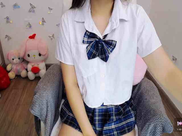 Angela19