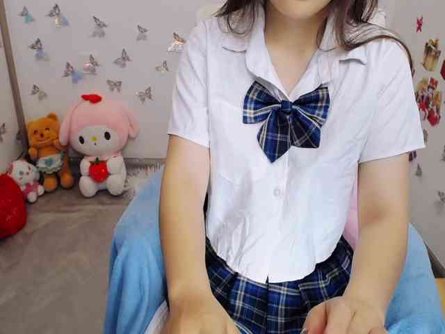 Angela19