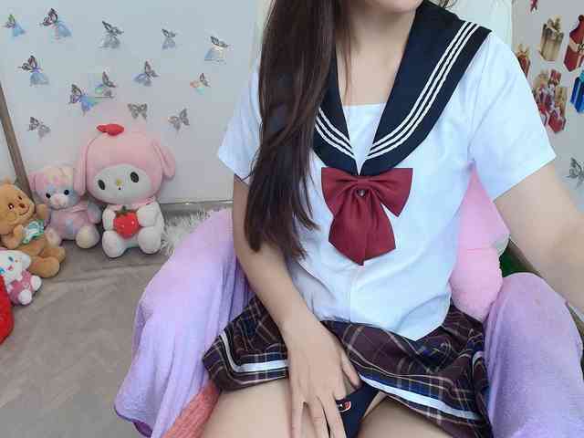 Angela19