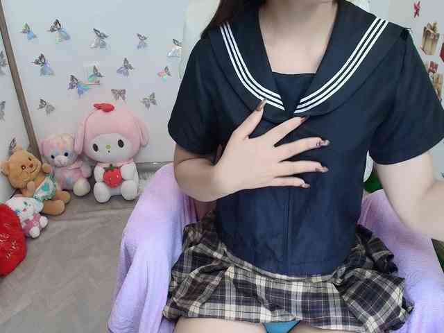Angela19