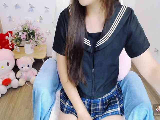 Angela19