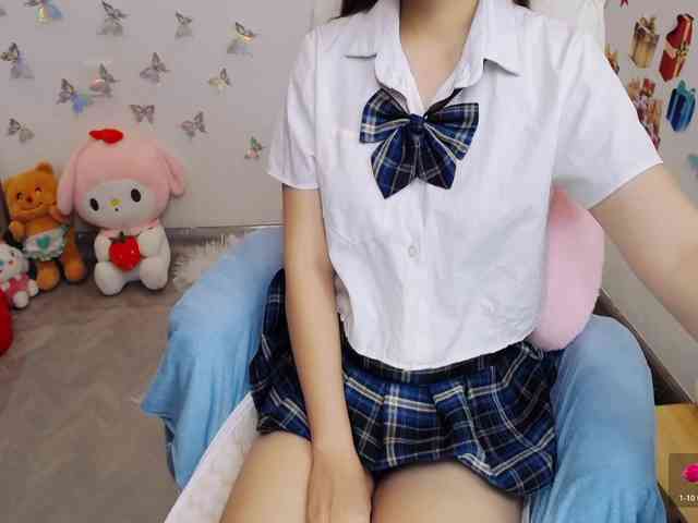 Angela19