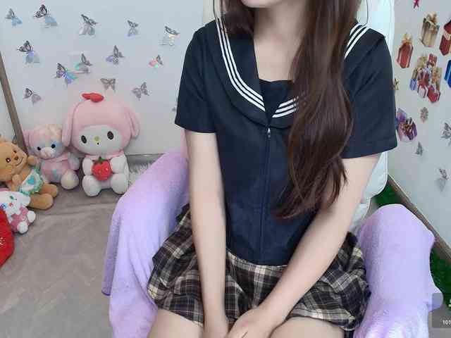 Angela19