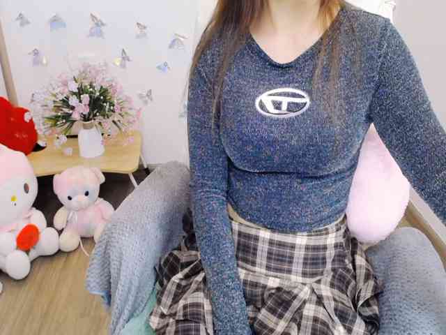 Angela19