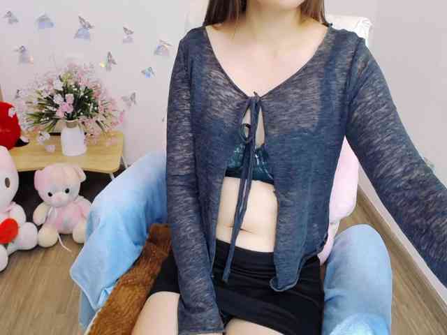 Angela19 webcam