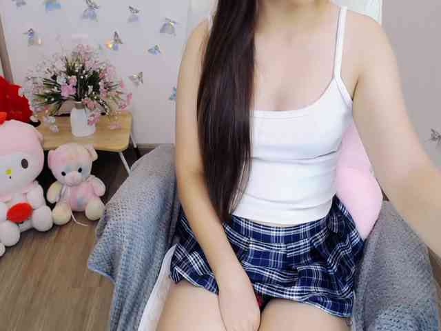 Angela19