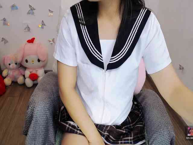 Angela19
