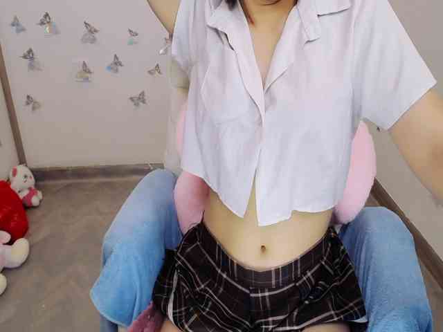 Angela19 webcam