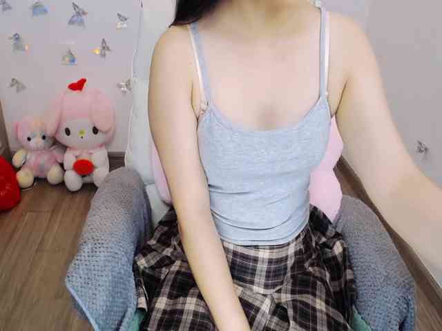モデル: Angela19