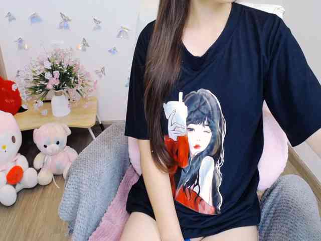 Model: Angela19