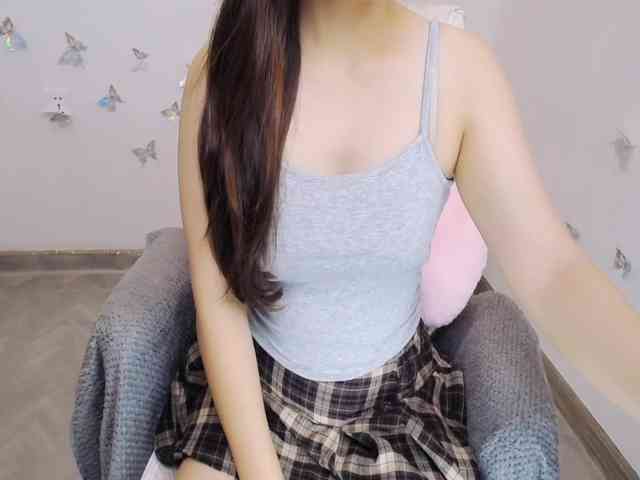 Angela19